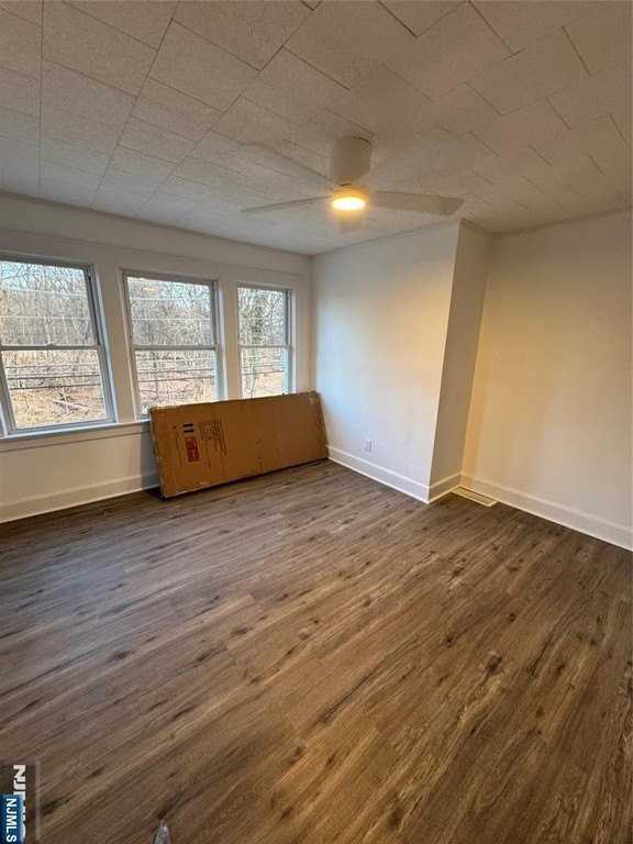 57 Old Hook Rd - Photo 5 of 12