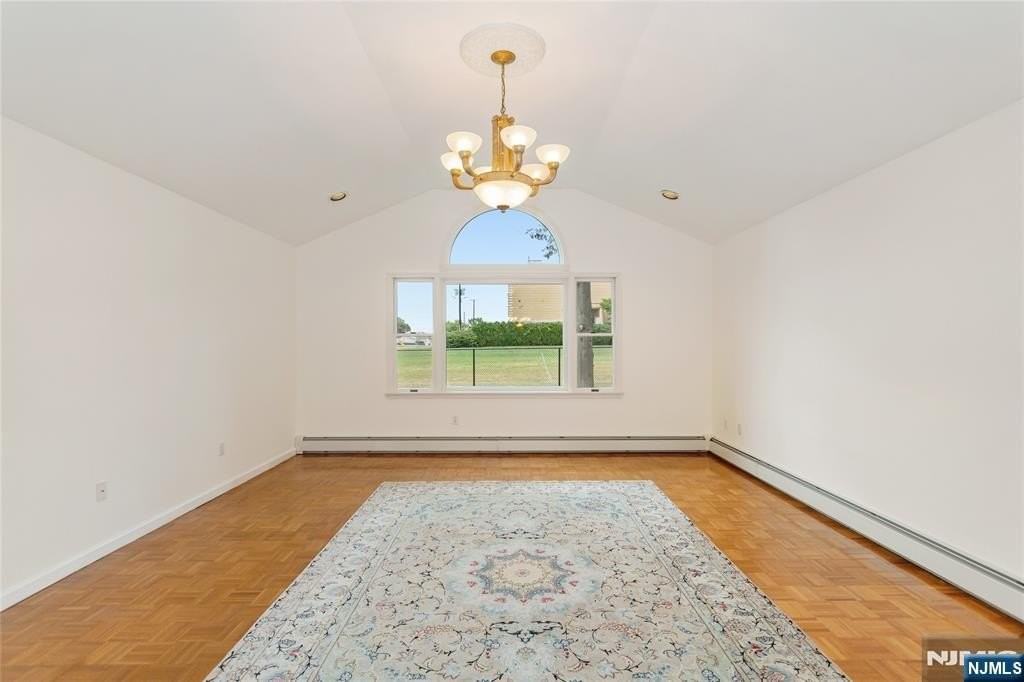 130 N 7th St - Photo 4 of 30