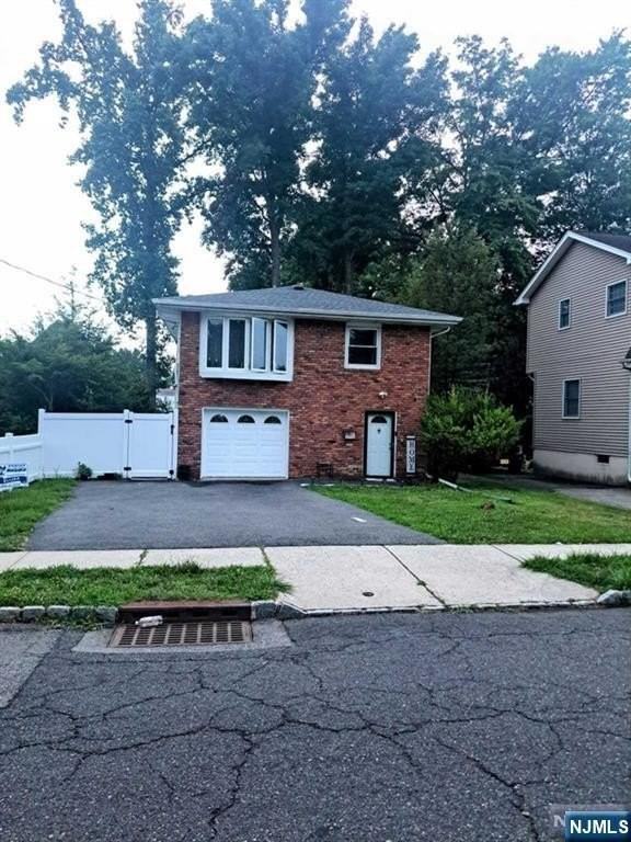 71 Cresskill Ave - Photo 2 of 7