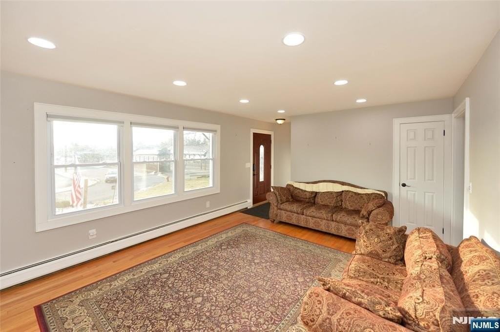 13 Central Ave - Photo 4 of 15