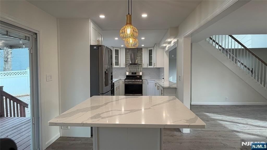 212 Lozier Ter - Photo 6 of 19