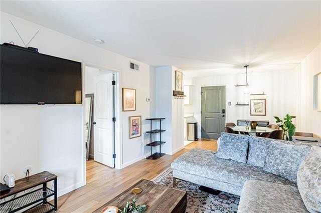 1532 Saint Andrew St #203 - Photo 4 of 19