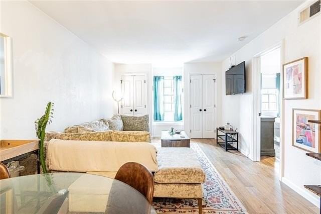 1532 Saint Andrew St #203 - Photo 5 of 19