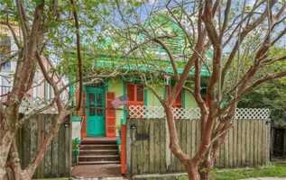 featured image of 2215 Cadiz St