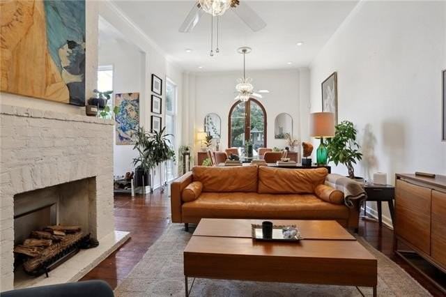 4437 Carondelet St #4 - Photo 4 of 21