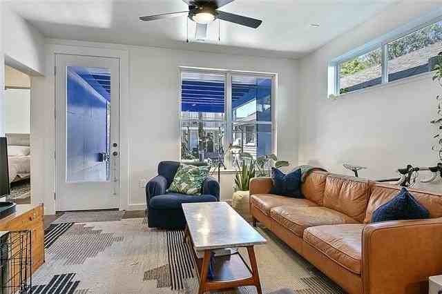 7317 Freret St - Photo 5 of 12