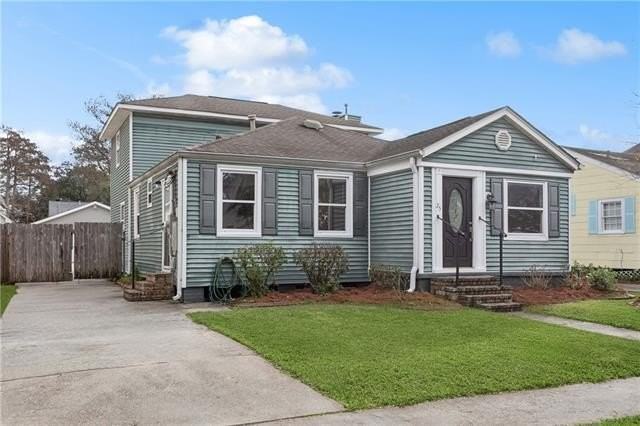 75 Oaklawn Dr - Photo 2 of 24