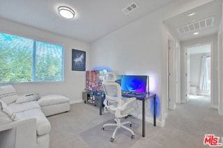 629 Daniel Freeman Cir - Photo 2 of 8