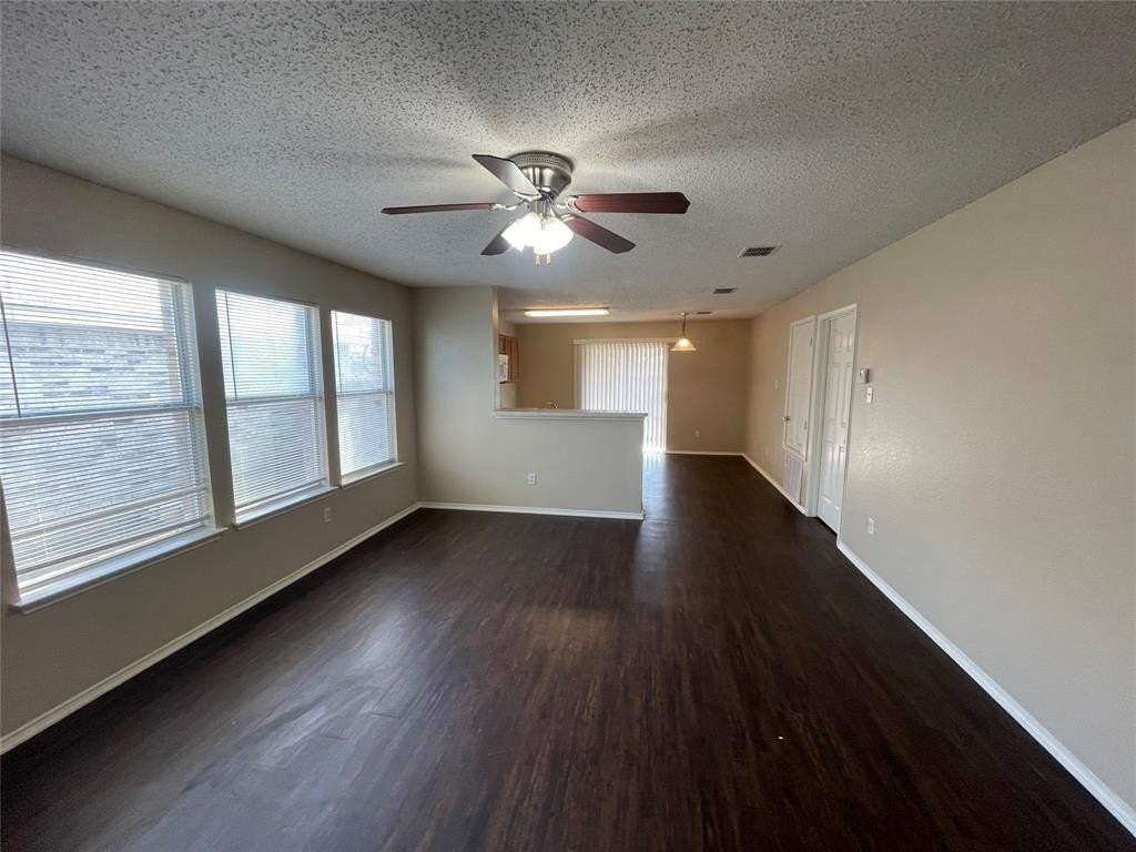 1123 Singletree Dr - Photo 3 of 10