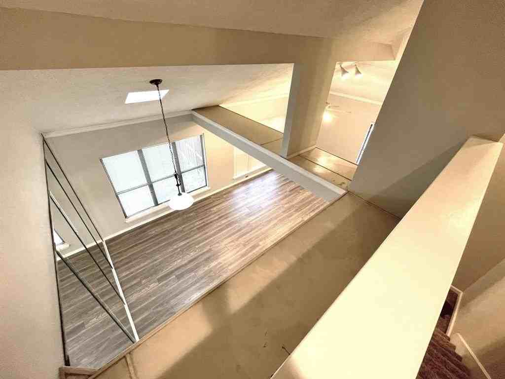 2919 Sunset Point Ln - Photo 7 of 23