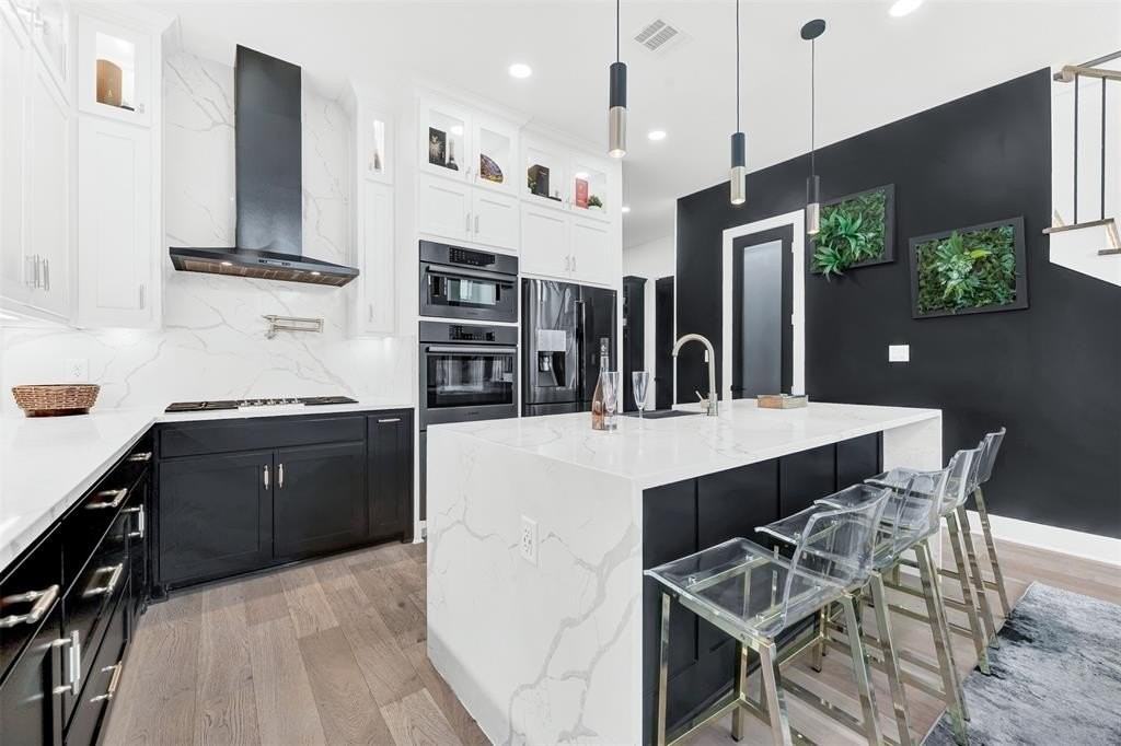 3201 Matisse Ln - Photo 7 of 39