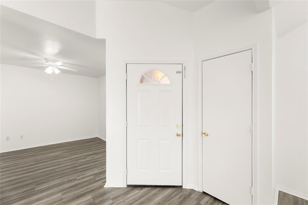 3709 Martha Ln - Photo 3 of 27