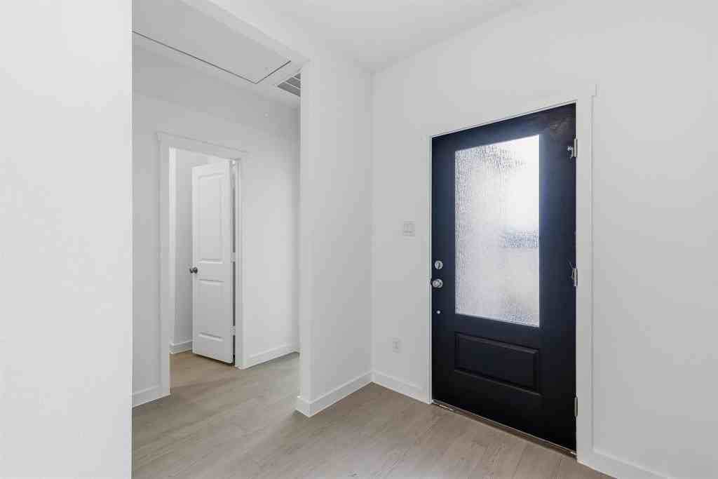 4916 Ascot Way - Photo 3 of 39