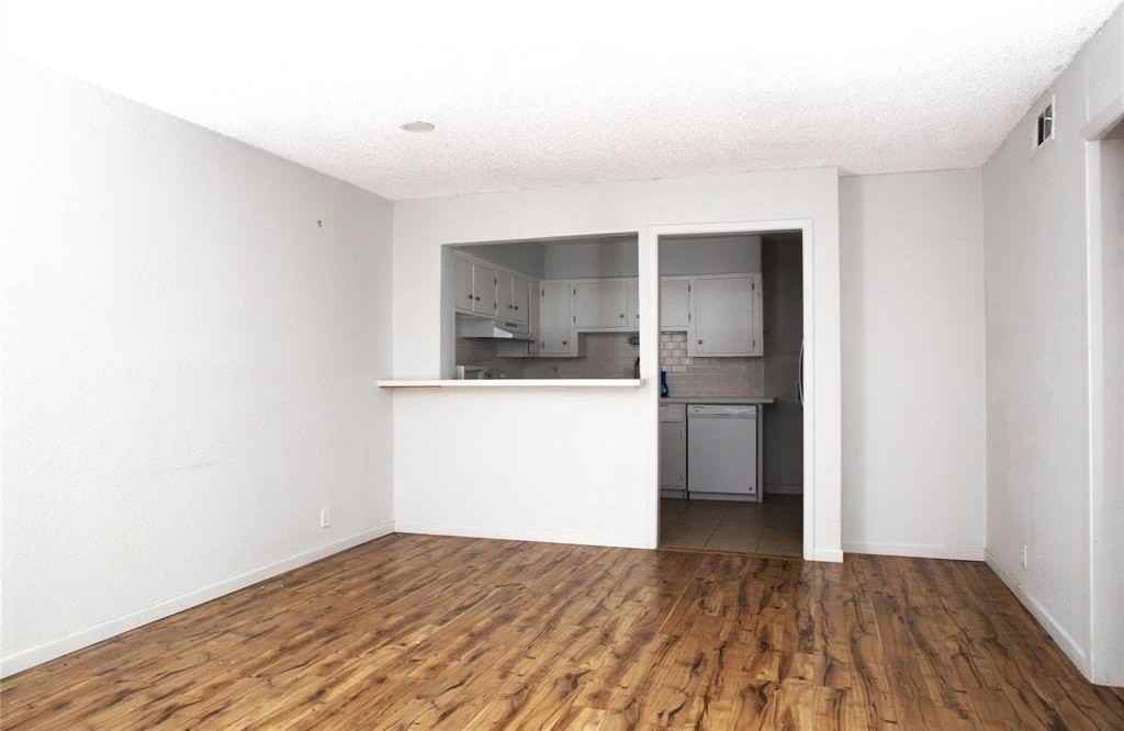 5323 Fleetwood Oaks Ave #156 - Photo 6 of 9