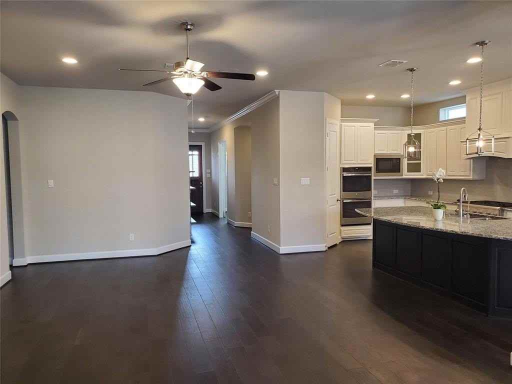 2846 Lotus St - Photo 6 of 21