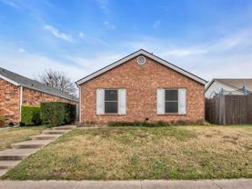 2806 Harvest Lake Dr - Photo 1 of 1