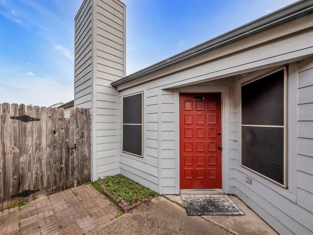 2806 Harvest Lake Dr - Photo 4 of 26