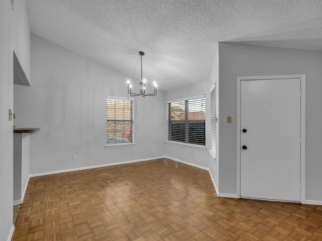 2806 Harvest Lake Dr - Photo 5 of 26