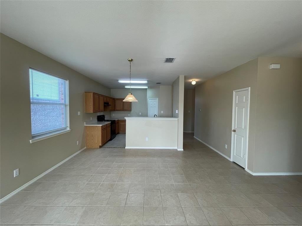 724 Courson Dr - Photo 5 of 18