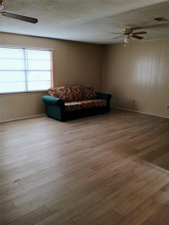 1303 E Boynton St - Photo 4 of 15