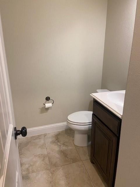 844 Dartford Dr - Photo 4 of 11