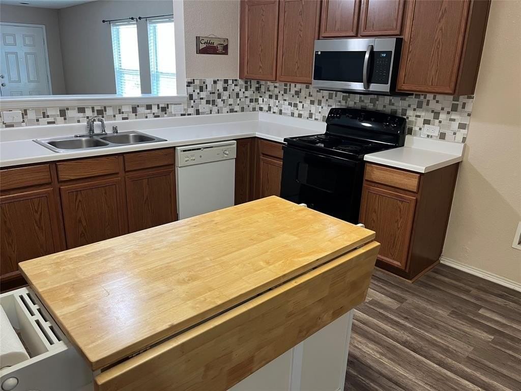 736 Mexicali Way - Photo 4 of 15