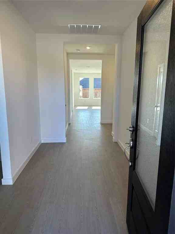 620 Mare Dr - Photo 2 of 20