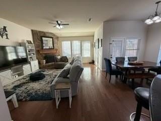 1131 Patch Grove Dr - Photo 7 of 36