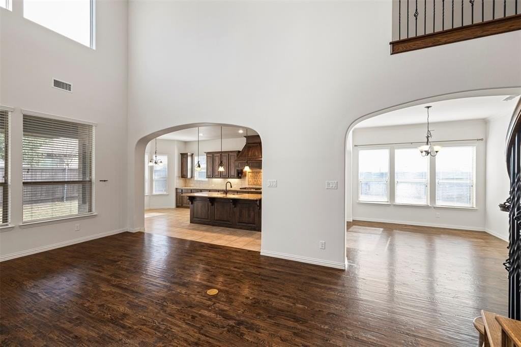 3621 Caribou Trl - Photo 7 of 40