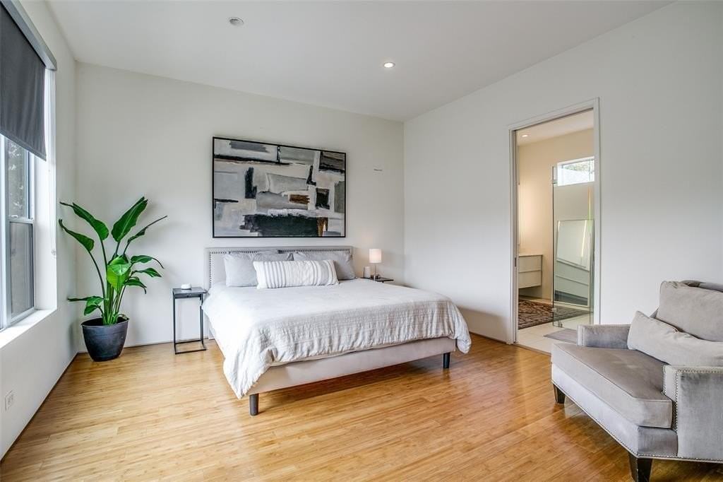 4401 Roseland Ave #A - Photo 6 of 12