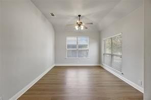 300 Kelvington Dr - Photo 4 of 38