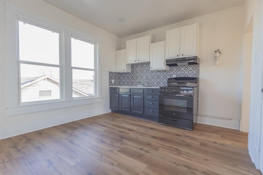 2220 Bosque Blvd - Photo 3 of 14