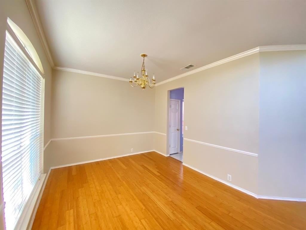 2217 Hunters Run Dr - Photo 4 of 27