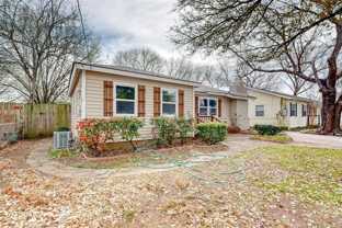 1035 Blaylock Cir S - Photo 1 of 1