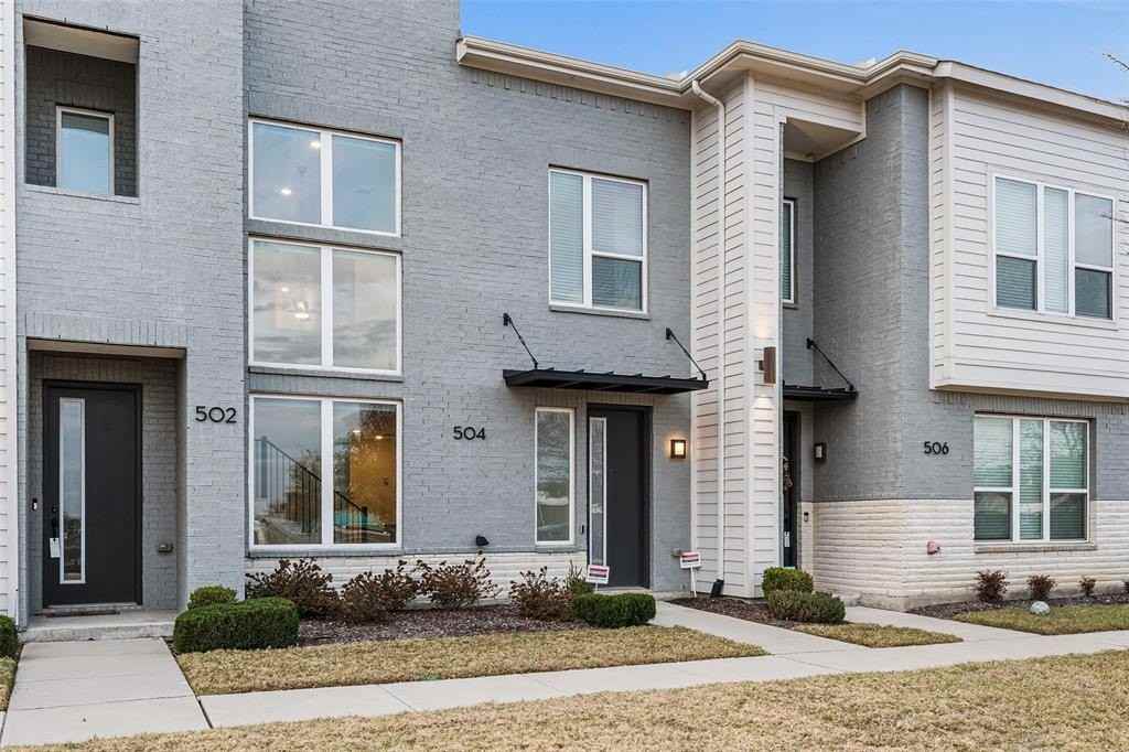 504 Wellborn Dr - Photo 2 of 29