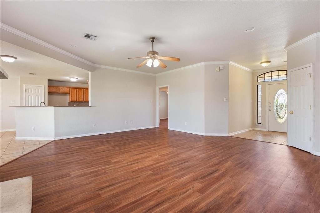 6104 Alexus Dr - Photo 7 of 28