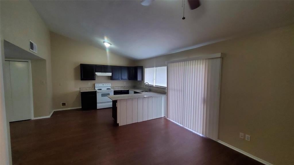 1125 Greenbriar Ln - Photo 2 of 12