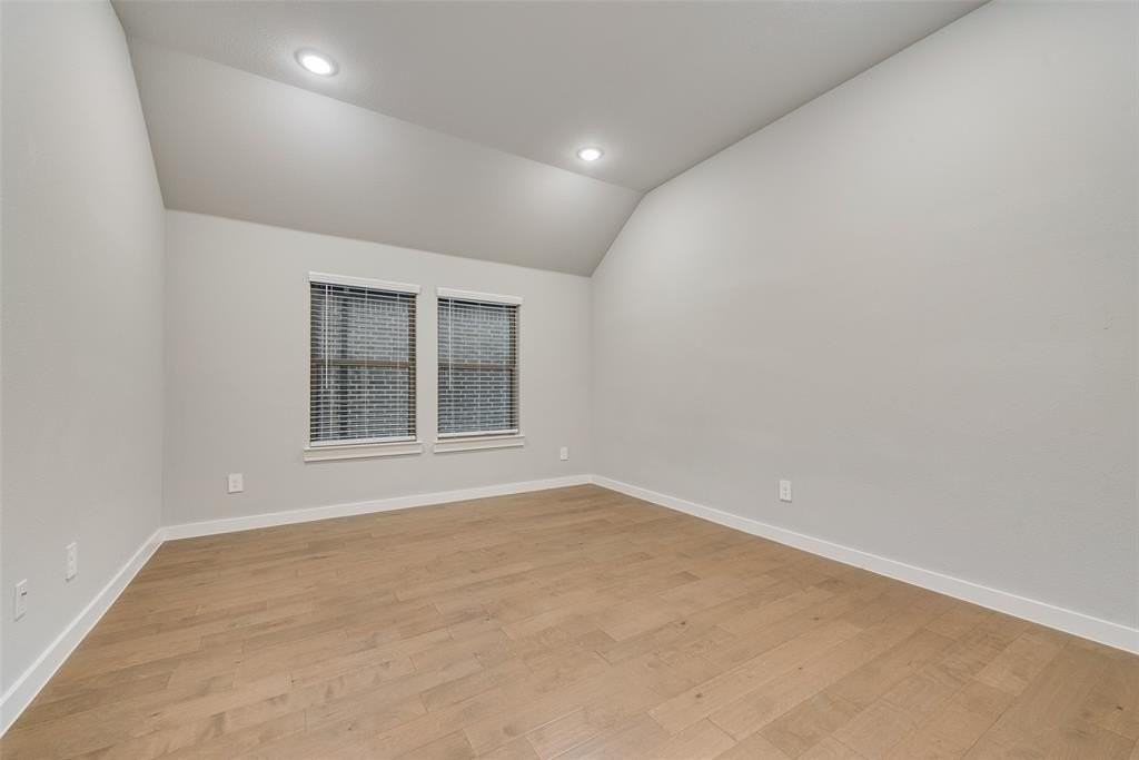 173 Coyote Creek Dr - Photo 6 of 33