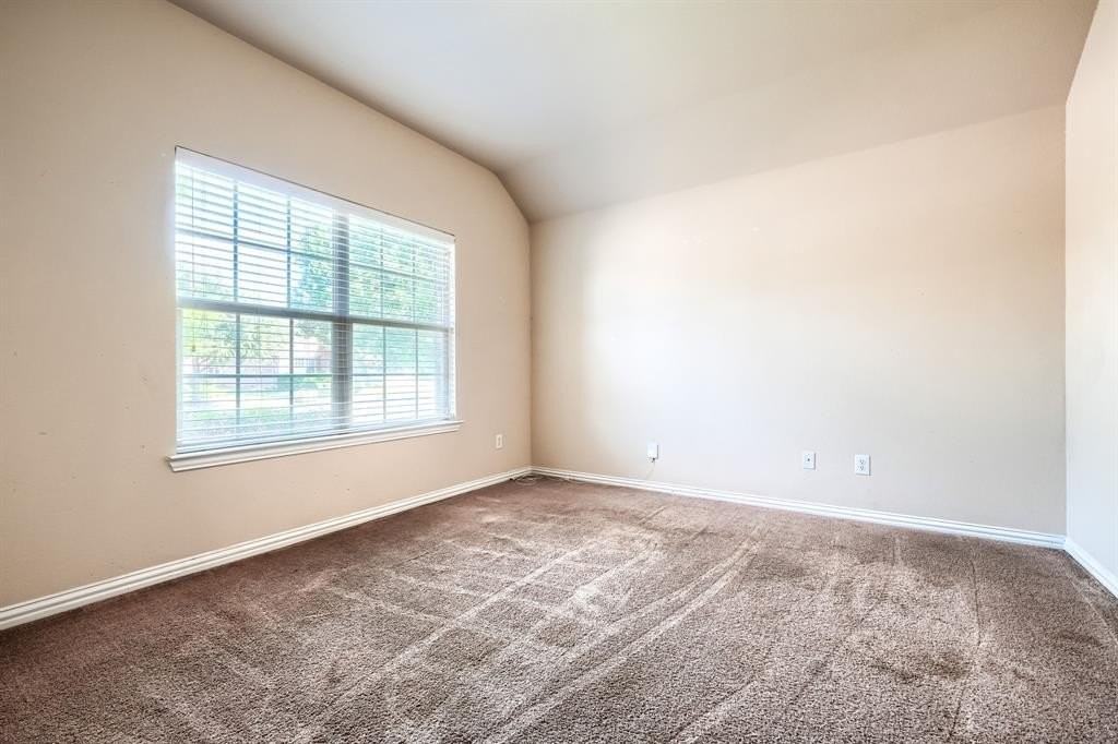 2104 Jasmine Valley Dr - Photo 4 of 24