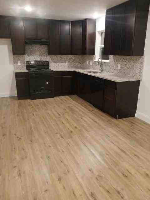 729 Oaklanding Cir - Photo 3 of 12