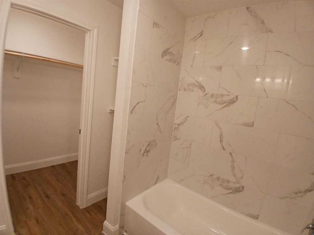 729 Oaklanding Cir - Photo 6 of 12