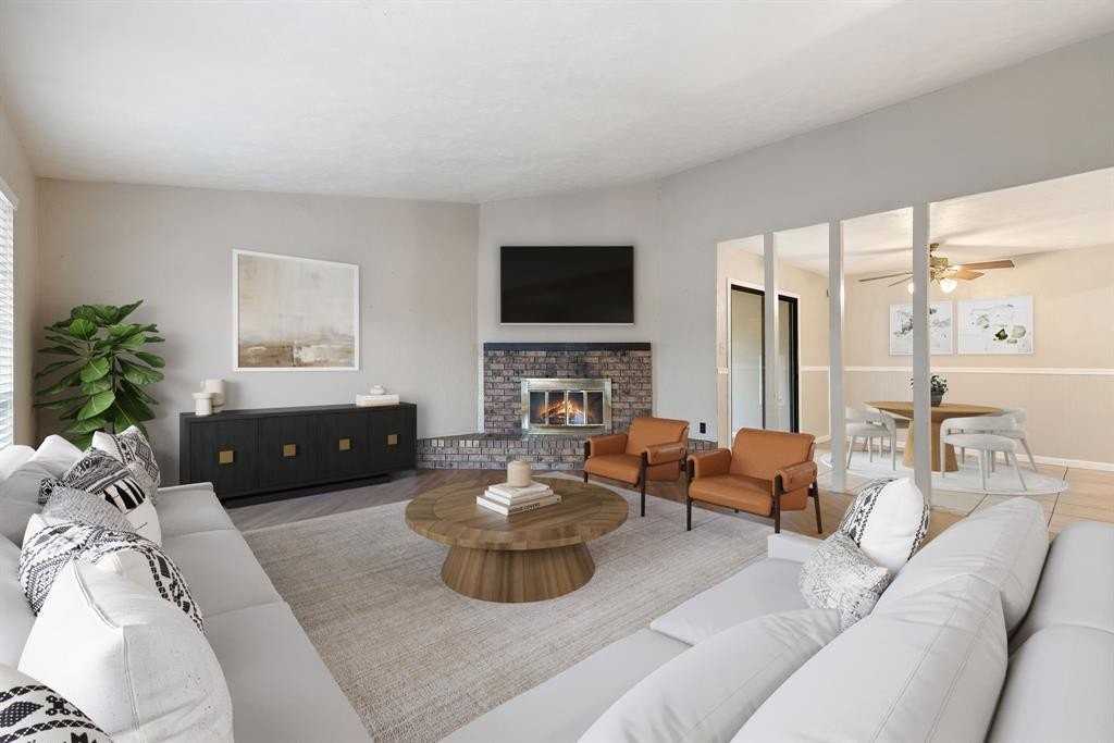 5588 Squires Dr - Photo 7 of 40