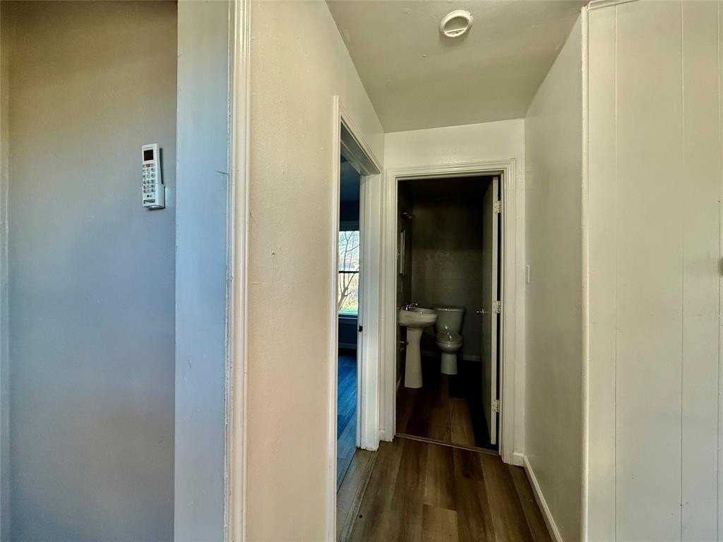 815 Se 18th St #C - Photo 5 of 13