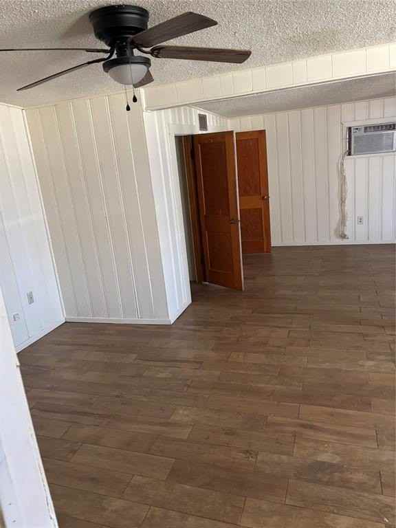 4150 Potomac Ave - Photo 7 of 16