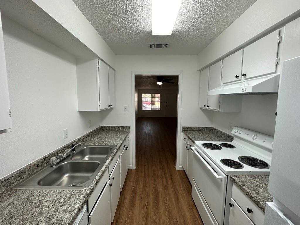 627 Mcqueary St #629 - Photo 7 of 14