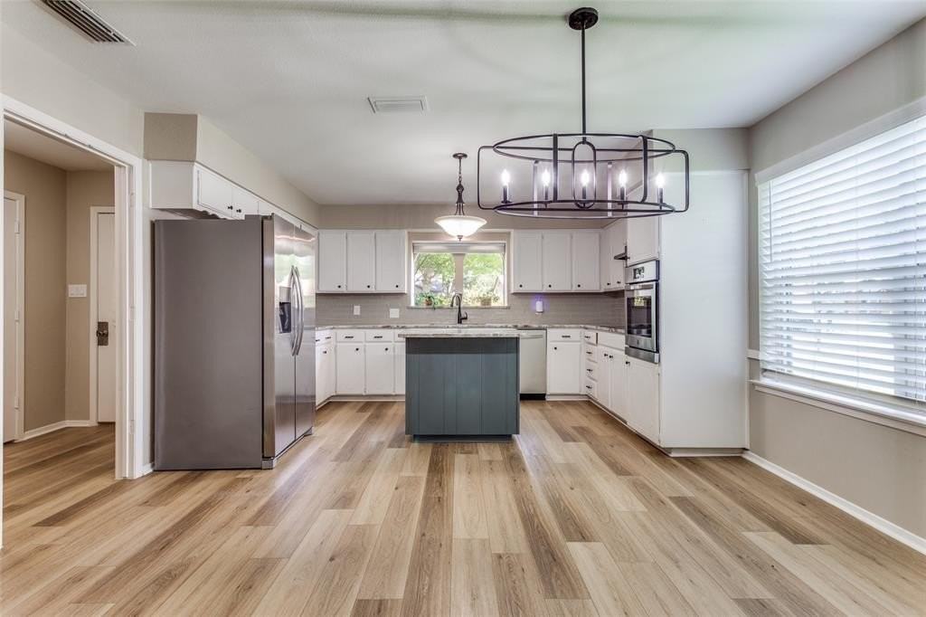 6212 Shirley Dr - Photo 5 of 24