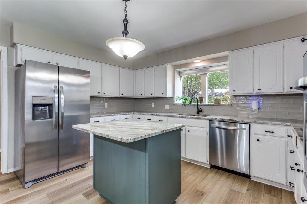 6212 Shirley Dr - Photo 7 of 24