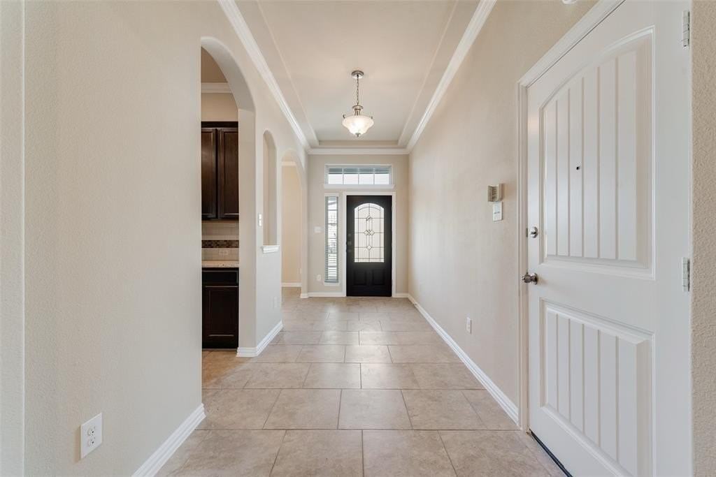 14736 Gilley Ln - Photo 2 of 15