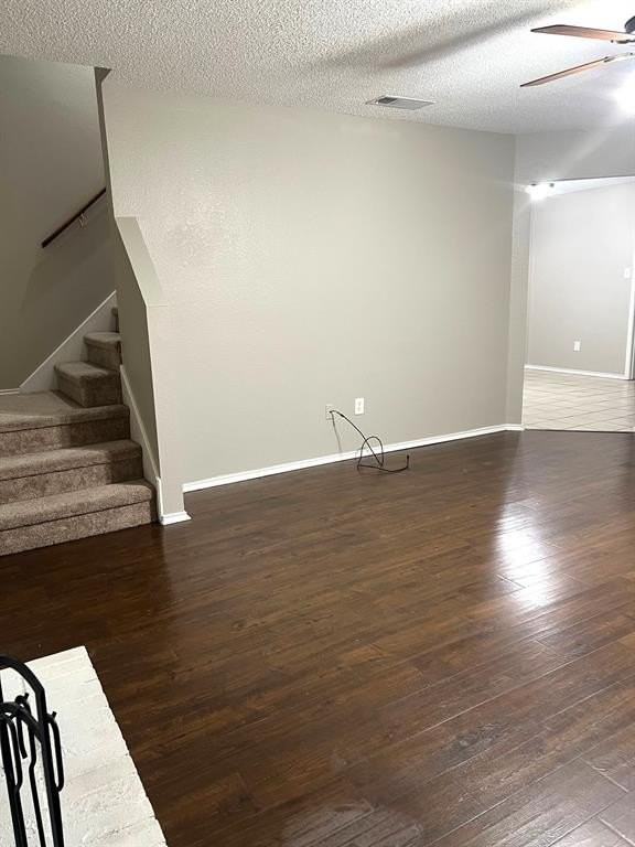 7719 Sable Ln - Photo 4 of 17