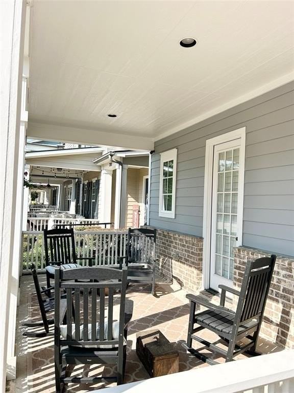 760 S Coppell Rd - Photo 3 of 23